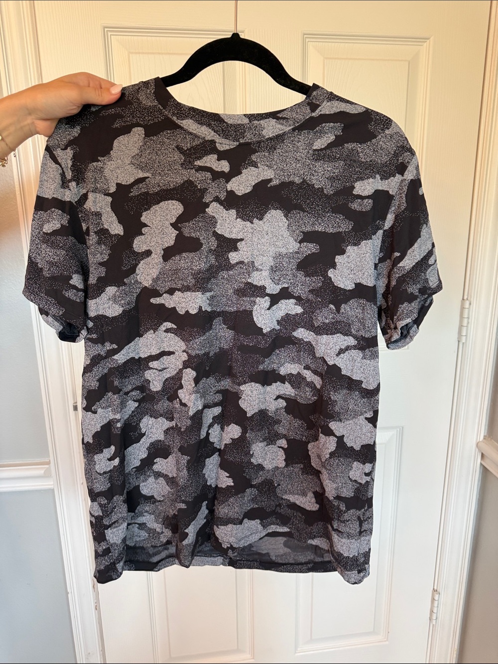 Lululemon Black & Gray Camouflage Short-Sleeve Shirt